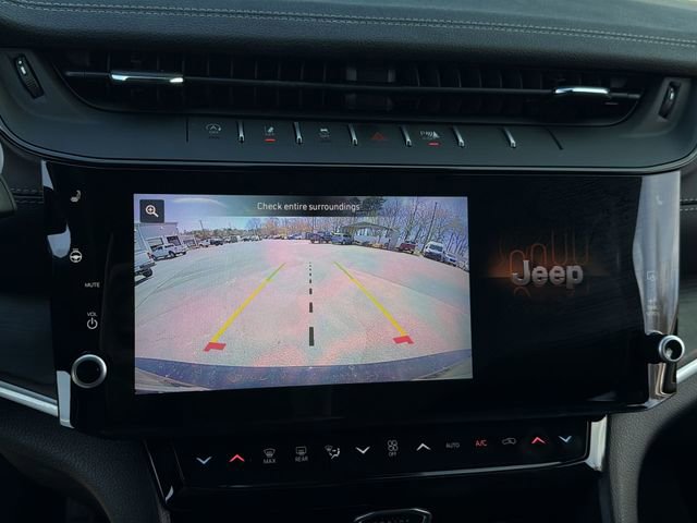 New 2026 Jeep Grand Cherokee L Limited w/ Limited Altitude Package image 24