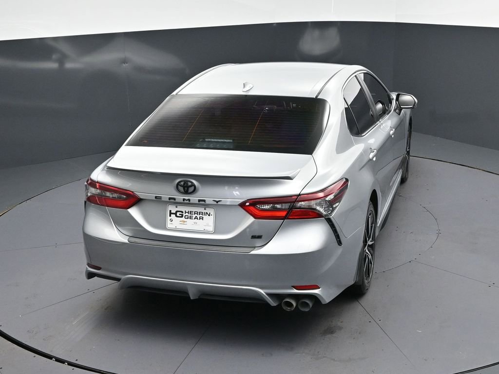 Used 2024 Toyota Camry SE image 35