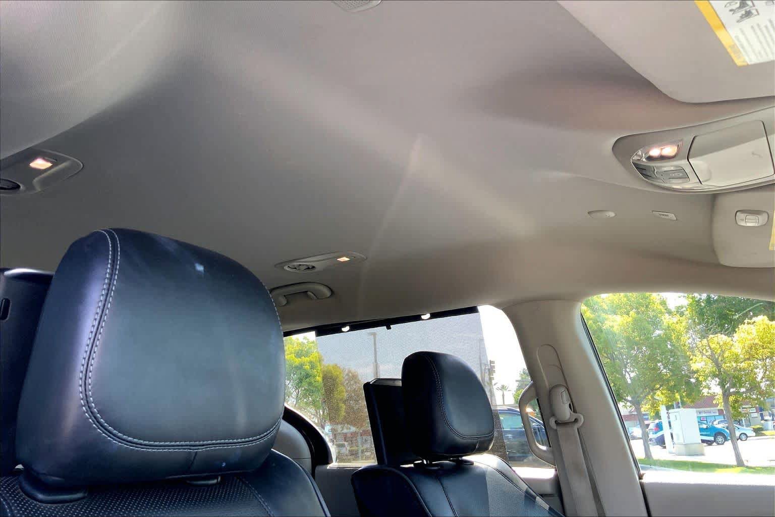 Used 2019 Chrysler Pacifica Limited w/ Advanced Safetytec Group FWD image 13