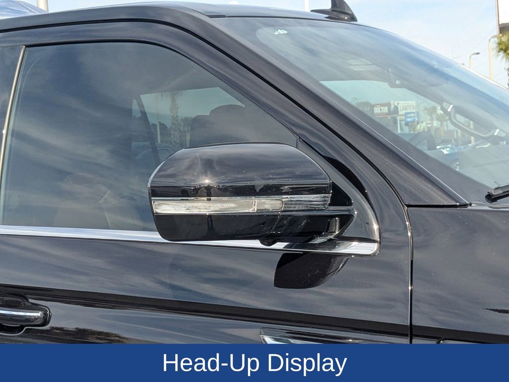 Used 2024 Lincoln Navigator Reserve image 12