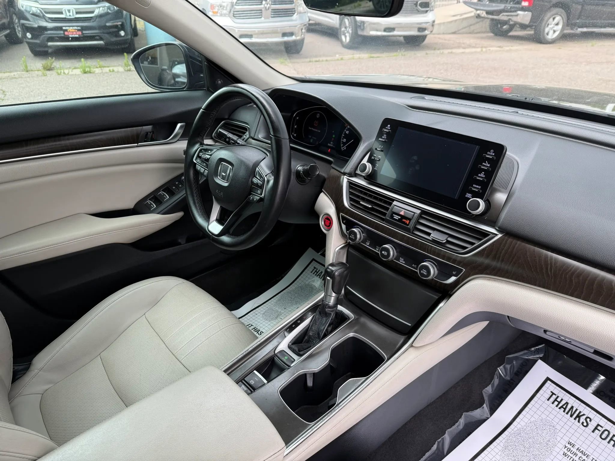 Used 2018 Honda Accord EX-L image 18