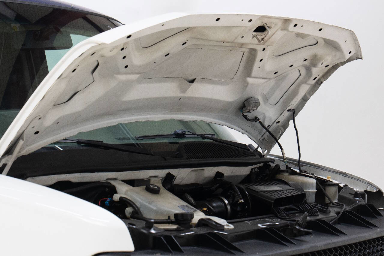 Used 2013 Chevrolet Express 1500 image 71