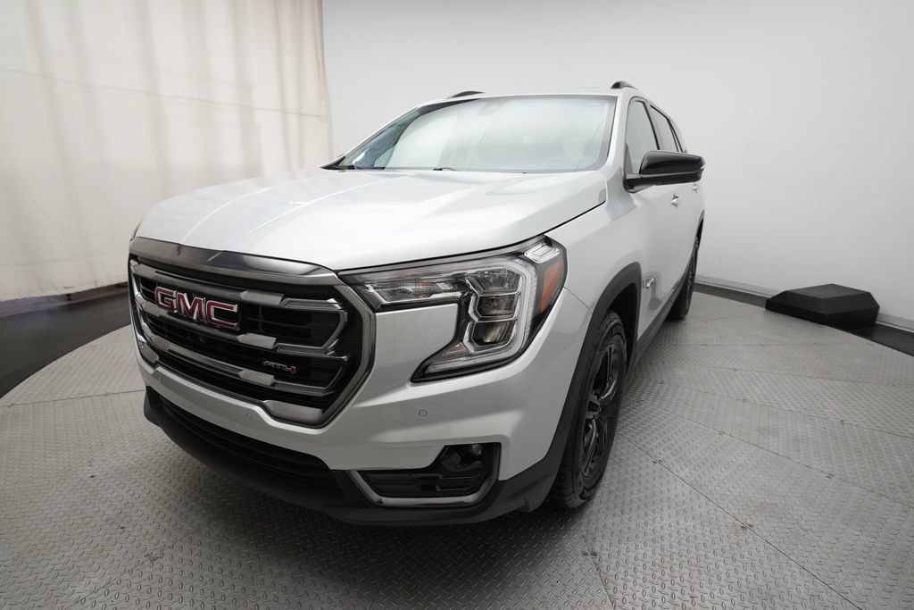 Used 2022 GMC Terrain AT4 w/ Infotainment Package II AWD/4WD image 12
