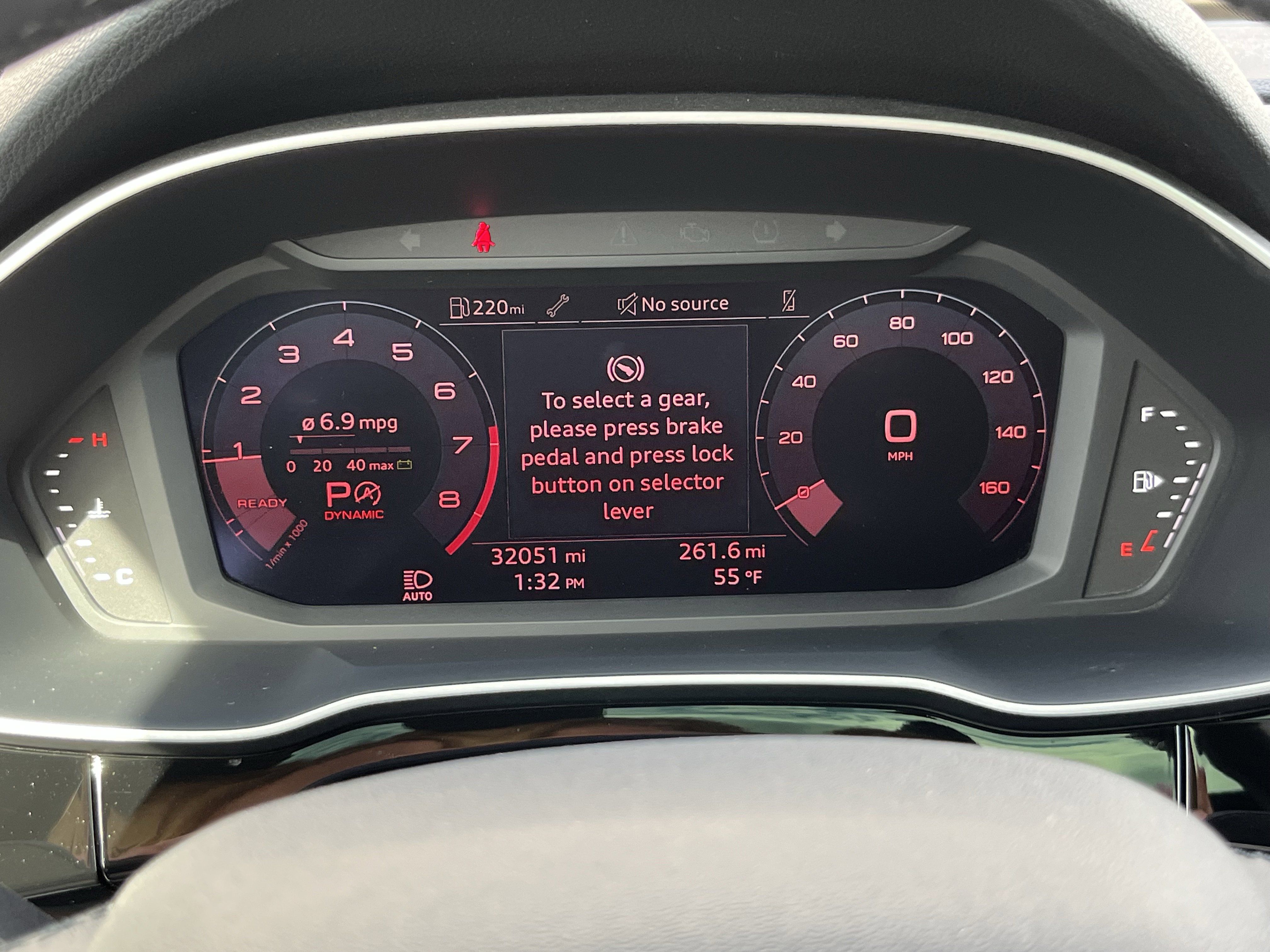 Used 2023 Audi Q3 2.0T Premium image 24