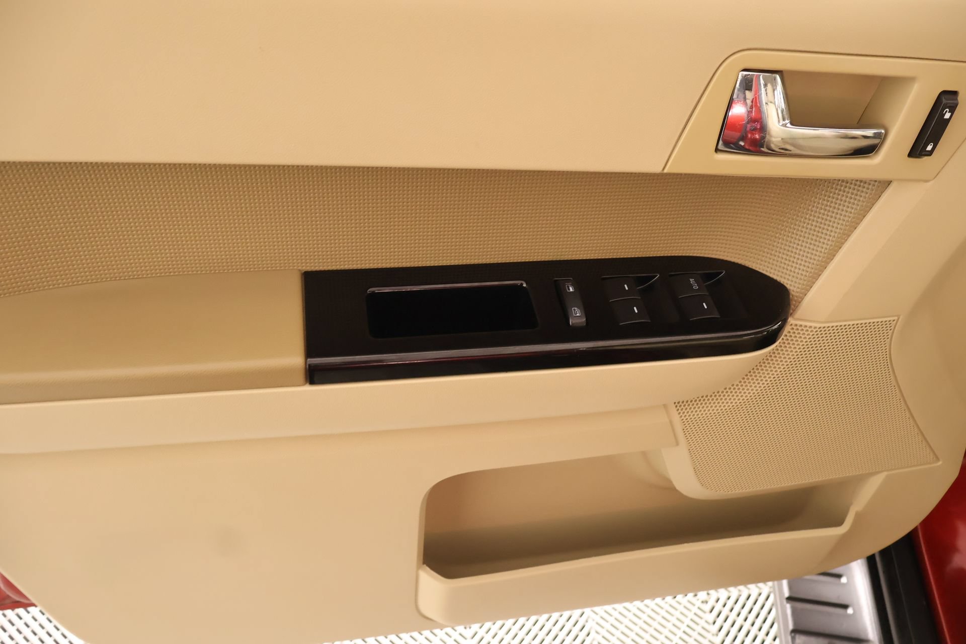 Used 2012 Ford Escape Limited FWD image 16