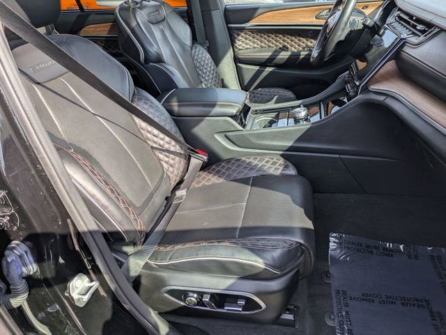 Certified 2021 Jeep Grand Cherokee L Summit w/ Advanced Protech Group IV AWD/4WD image 28