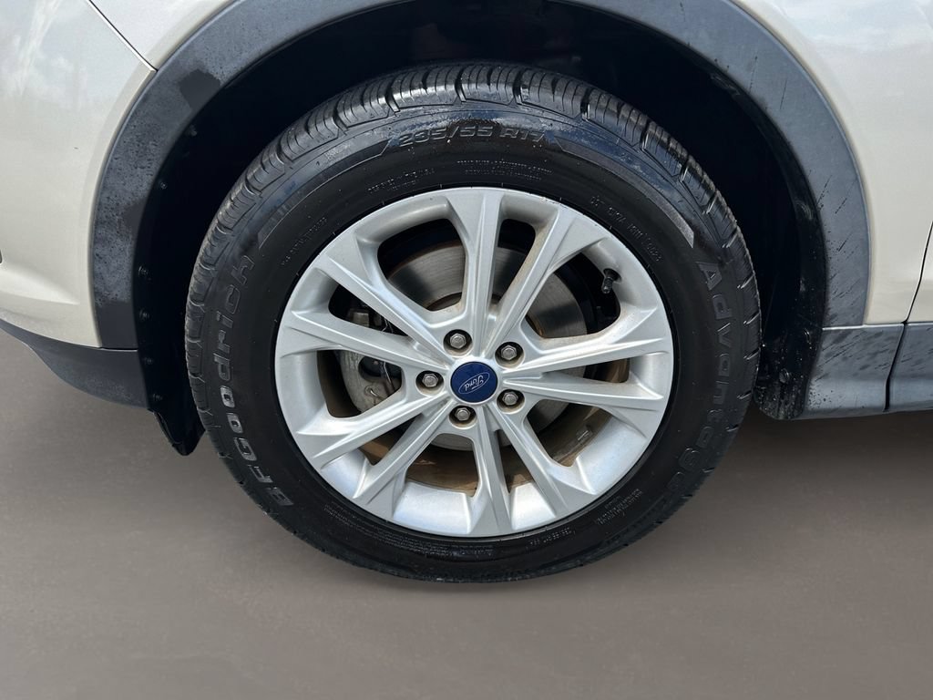Used 2017 Ford Escape SE FWD image 10