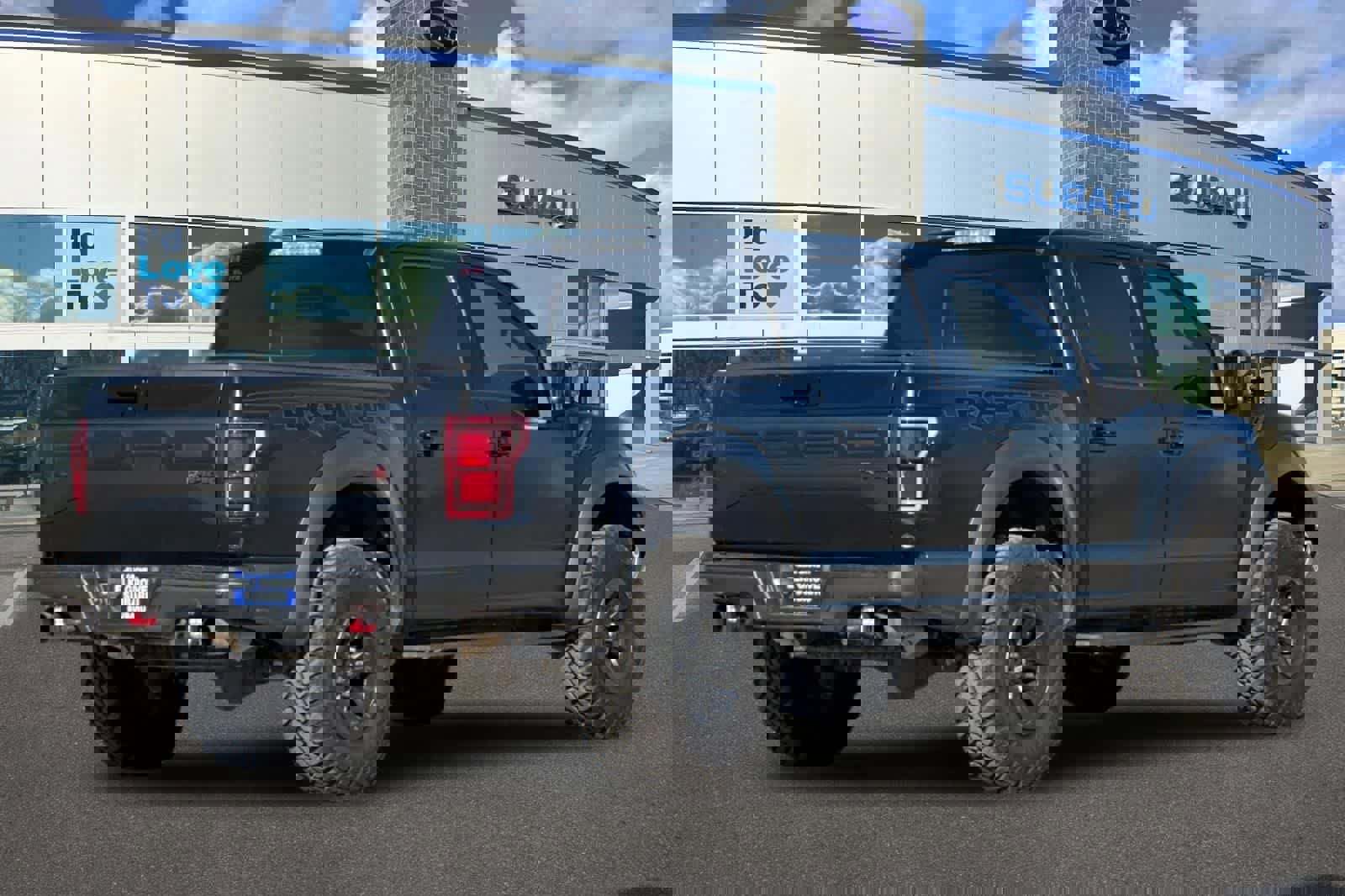 Used 2018 Ford F150 Raptor w/ Equipment Group 802A Luxury image 7