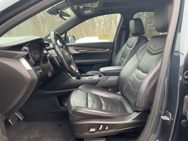 Used 2020 Cadillac XT6 Premium Luxury w/ Platinum Package image 37