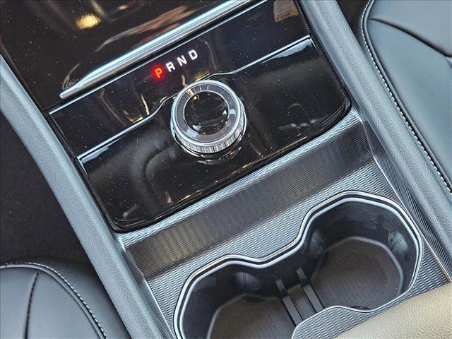 New 2025 Jeep Grand Cherokee Limited w/ Black Appearance Package image 12