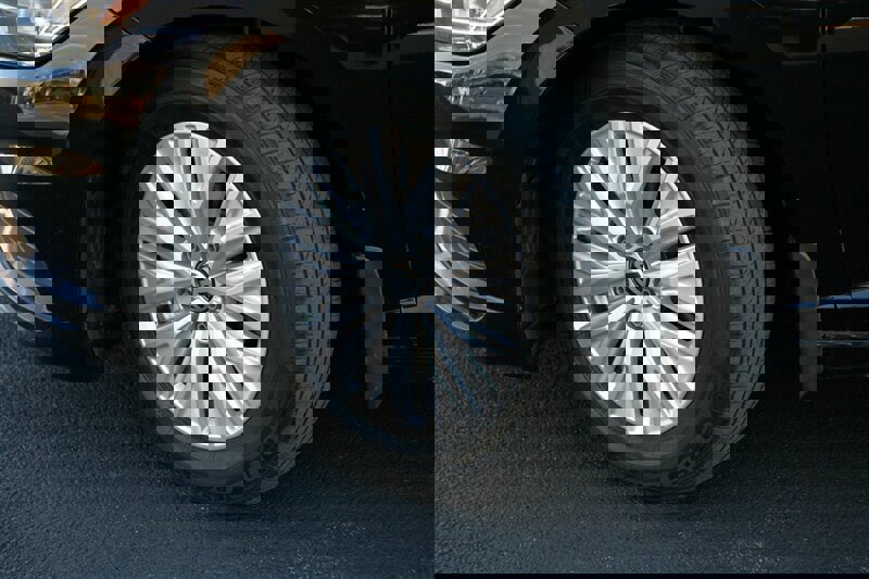 Used 2020 Volkswagen Jetta S w/ Driver Assistance Package image 3