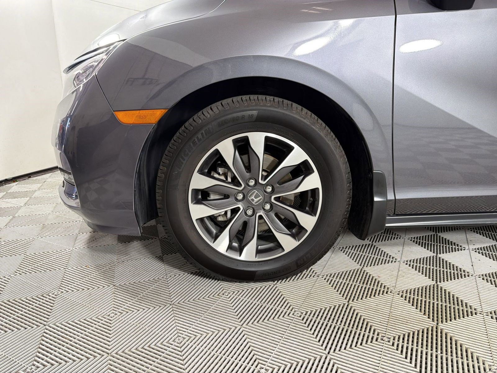 Certified 2024 Honda Odyssey EX-L image 12