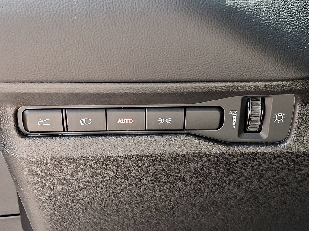 New 2026 Dodge Charger R/T AWD/4WD image 18