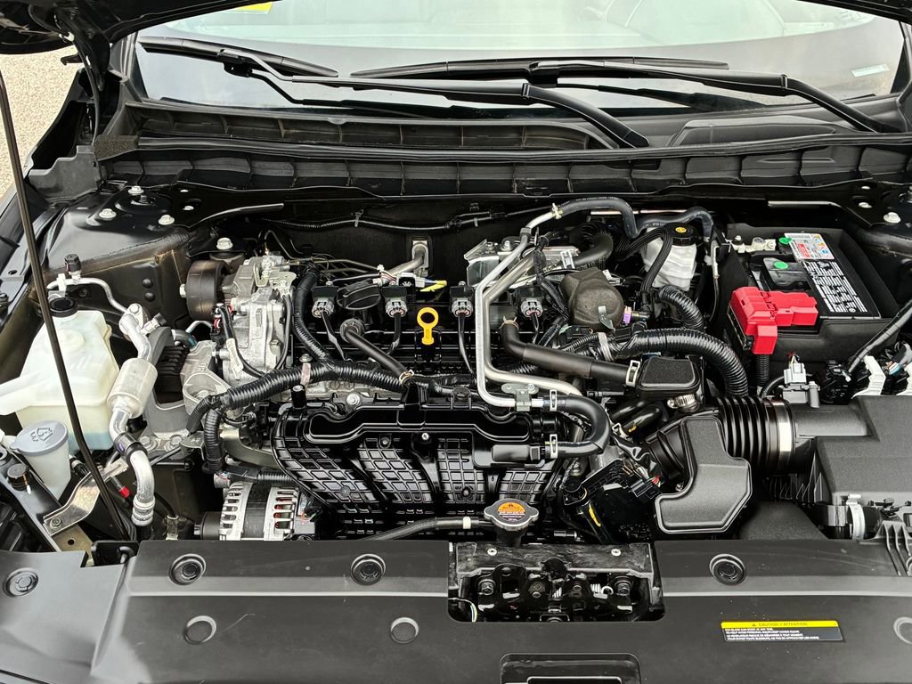 Used 2025 Nissan Altima 2.5 SL FWD image 9
