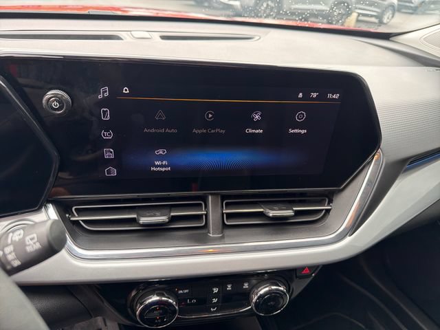 Certified 2026 Chevrolet Trax LT FWD image 17
