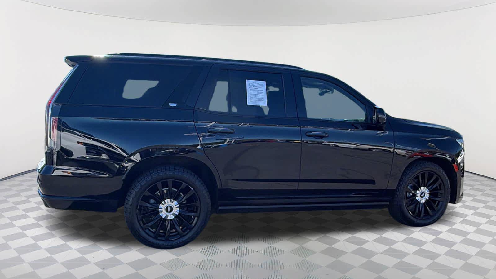 Used 2023 Cadillac Escalade Sport Platinum w/ Heavy-Duty Trailer Package AWD/4WD image 4