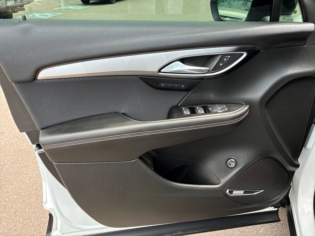 Certified 2025 Buick Envision Sport Touring AWD/4WD image 15