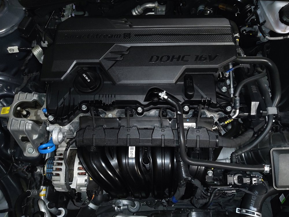 Used 2025 Hyundai Elantra SEL image 30