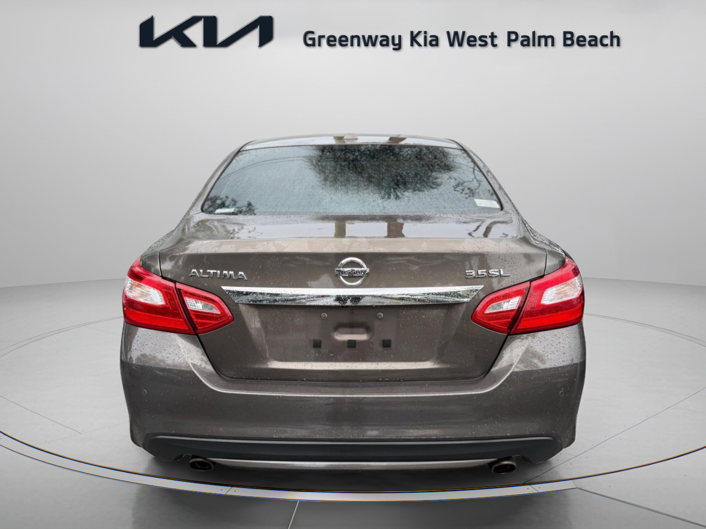Used 2016 Nissan Altima 3.5 SL FWD image 6