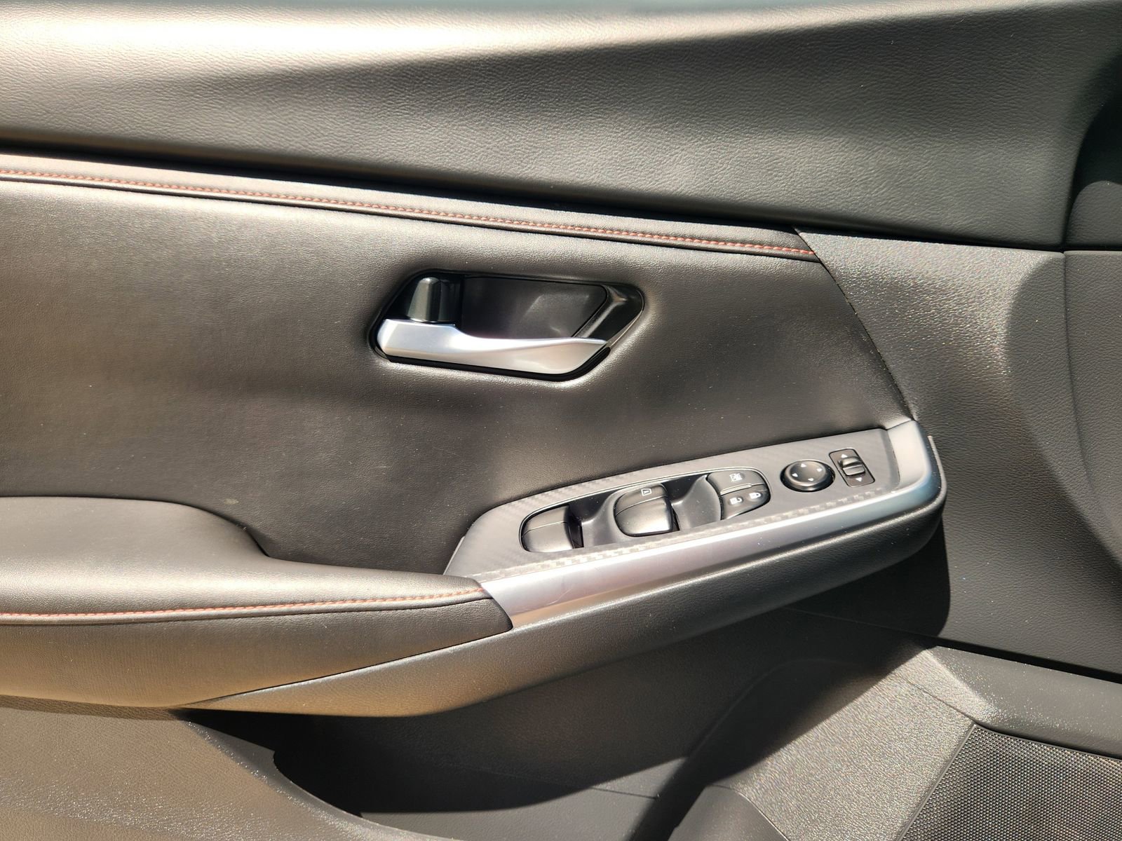 Used 2024 Nissan Sentra SR image 24