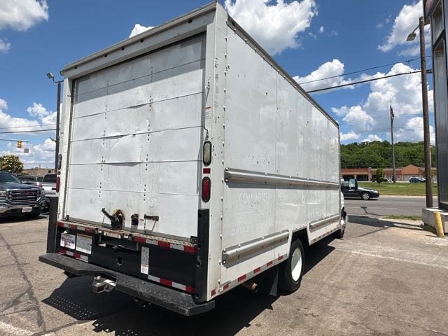 Used 2016 GMC Savana 3500 Extended RWD image 5