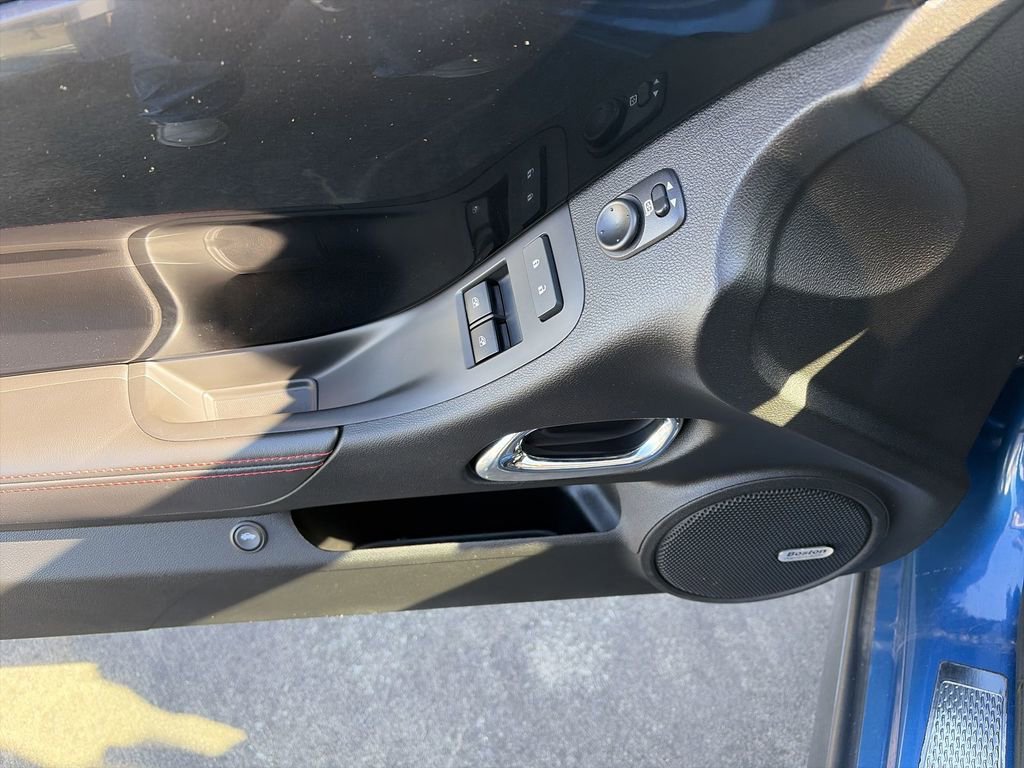 Used 2013 Chevrolet Camaro SS w/ Hot Wheels Special Edition image 19