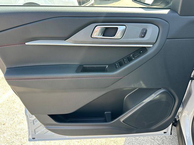 New 2027 Ford Explorer ST-Line AWD/4WD image 14