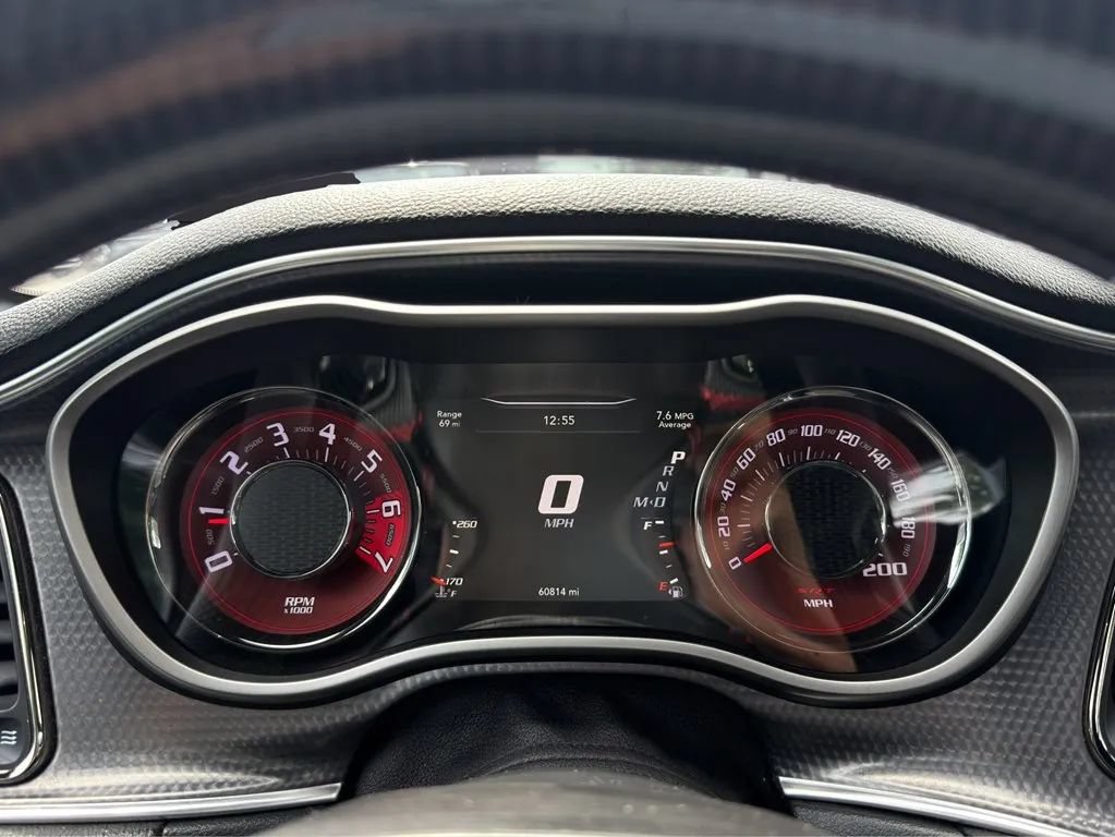 Used 2017 Dodge Challenger SRT Hellcat RWD image 15