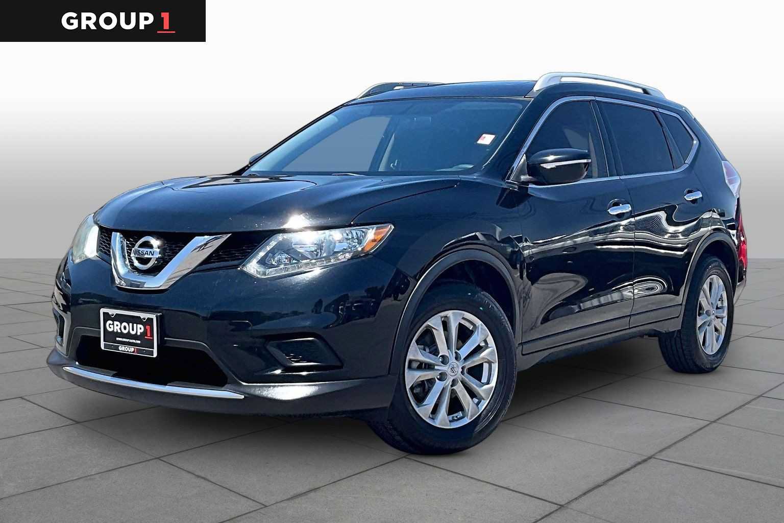 Used 2014 Nissan Rogue SV w/ SV Moonroof Package