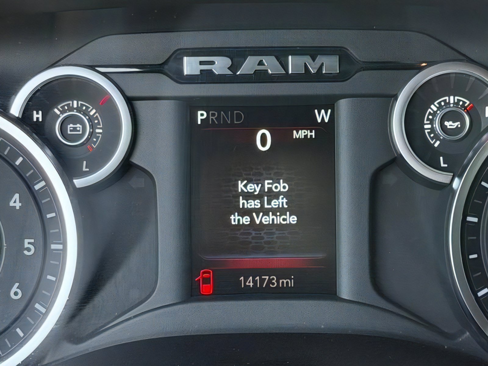 Certified 2025 RAM 2500 Tradesman AWD/4WD image 23