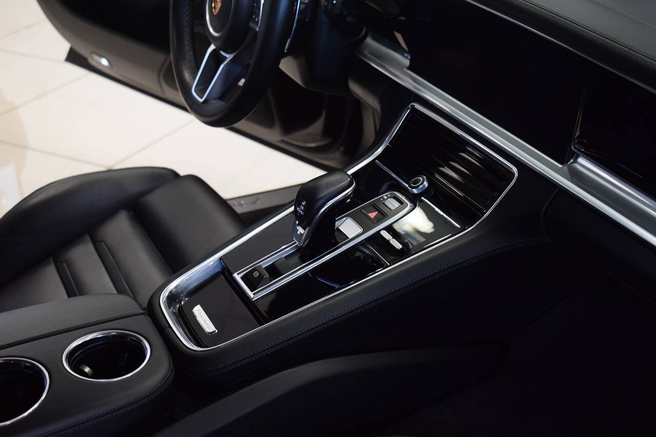 Used 2018 Porsche Panamera 4 AWD/4WD image 53
