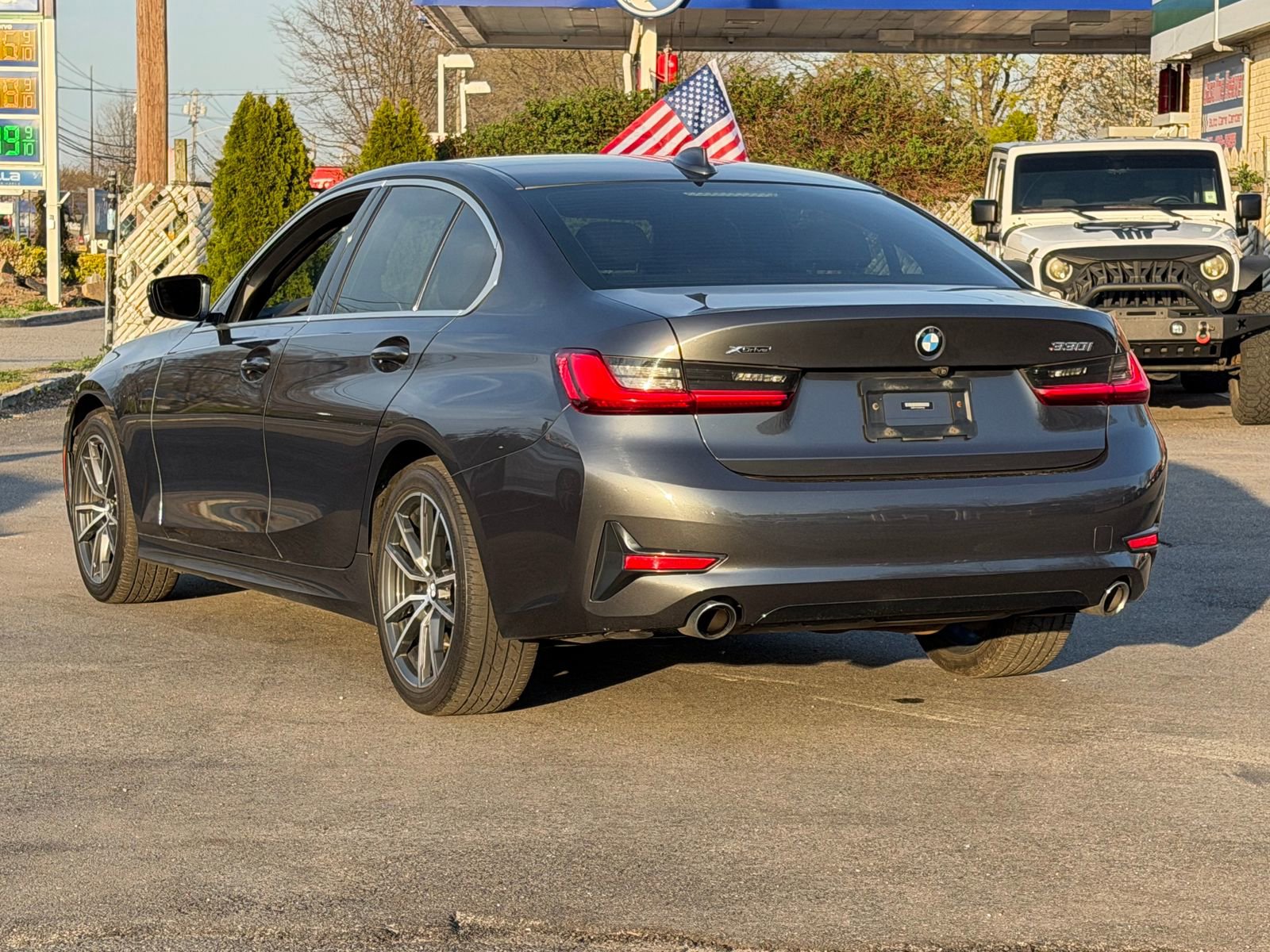 Used 2019 BMW 330i xDrive Sedan AWD/4WD image 7