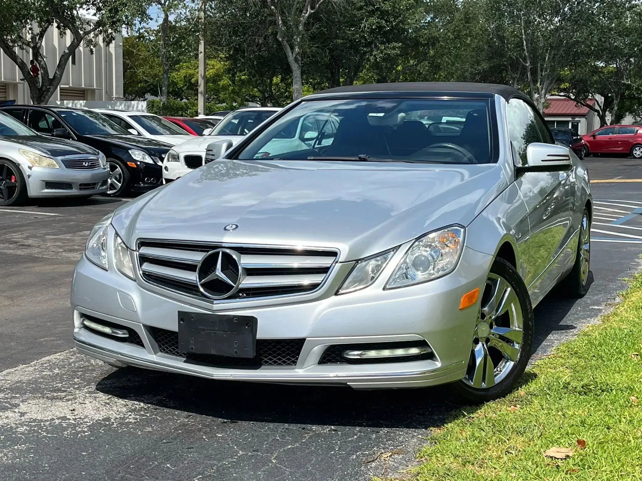 Used 2012 Mercedes-Benz E 350 Cabriolet w/ Premium 1 Launch Pkg video 2