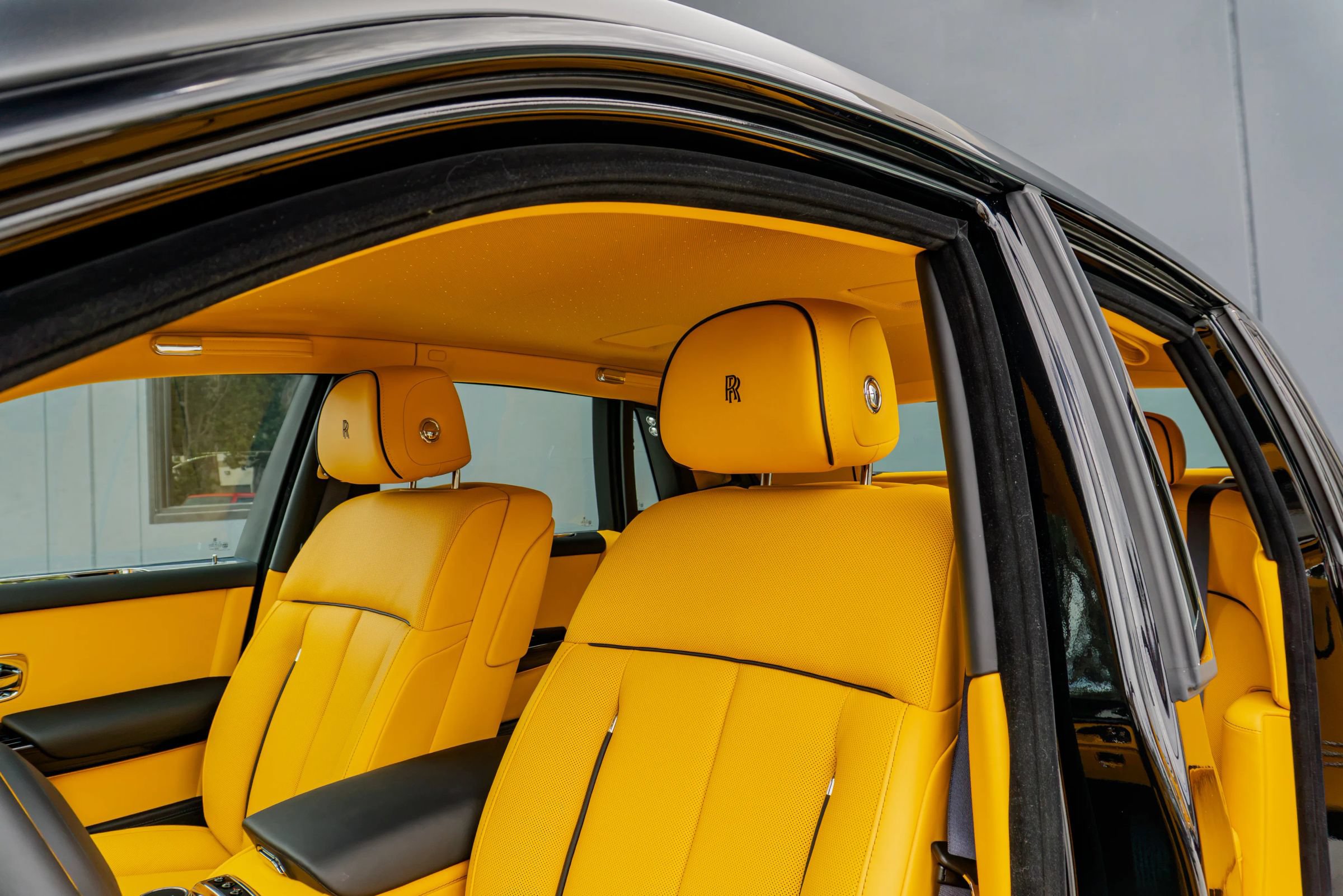 Used 2027 Rolls-Royce Phantom Sedan RWD image 72