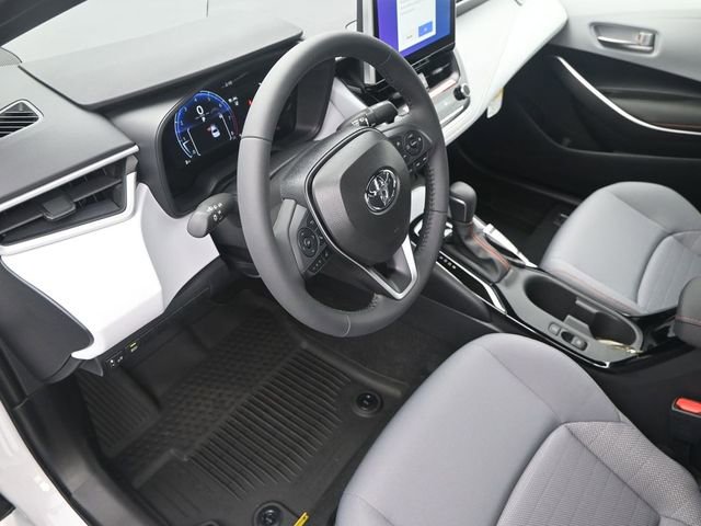 Used 2025 Toyota Corolla FX w/ Convenience Package FWD image 4