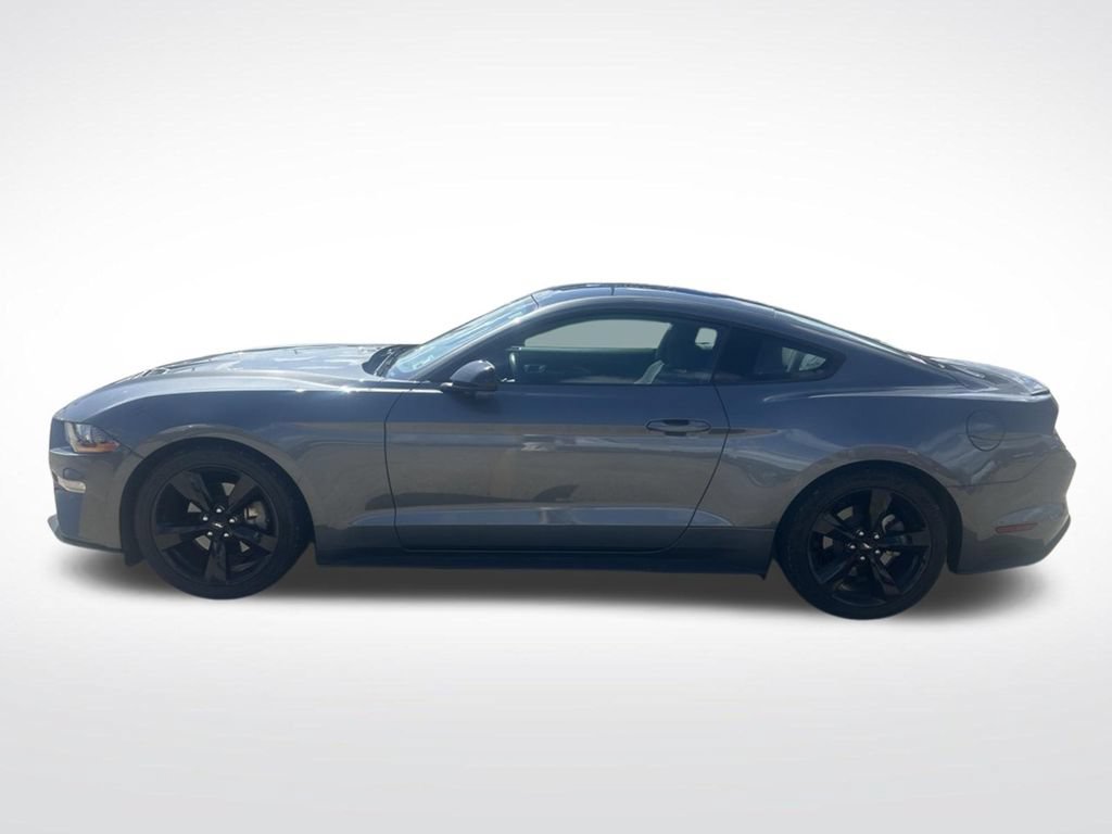 Used 2022 Ford Mustang Coupe w/ Black Accent Package RWD image 3