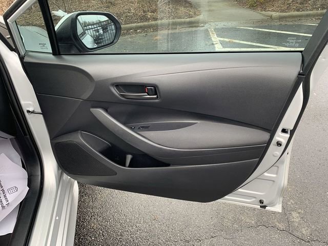 Used 2023 Toyota Corolla LE image 13
