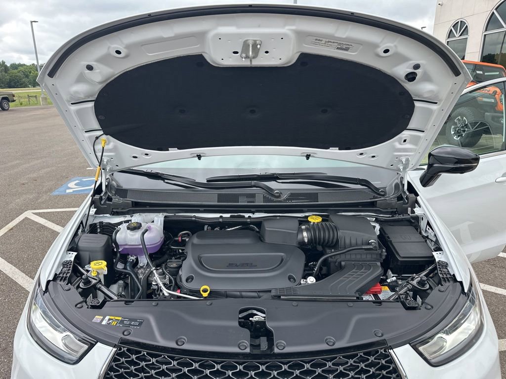 New 2026 Chrysler Pacifica Select image 38