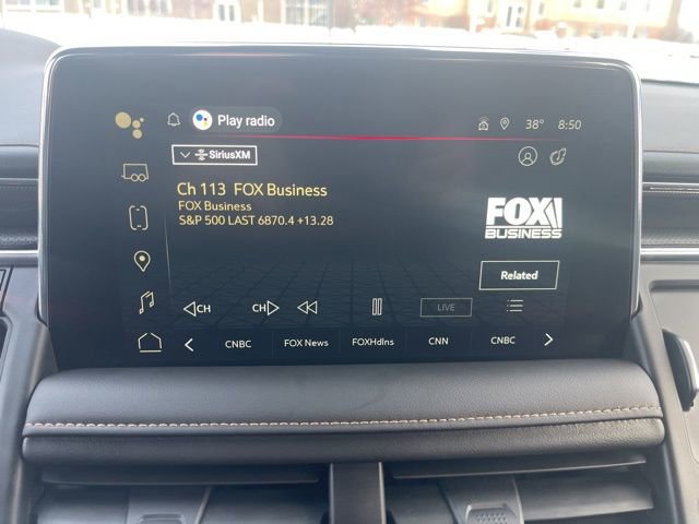 Used 2024 GMC Yukon AT4 w/ Technology Package image 17