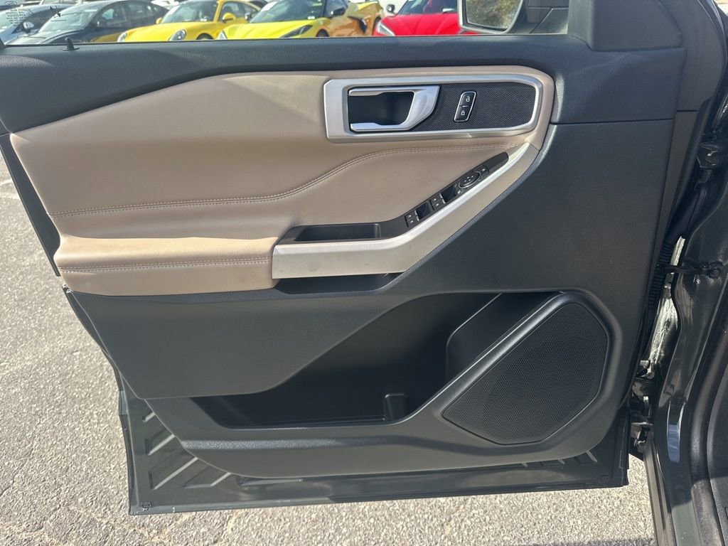 Used 2024 Ford Explorer XLT w/ Equipment Group 202A image 25