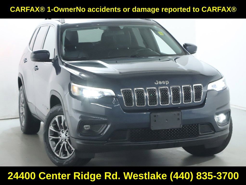 Used 2019 Jeep Cherokee Latitude Plus w/ Cold Weather Group AWD/4WD image 2