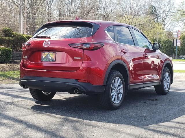 Used 2023 MAZDA CX-5 AWD 2.5 S w/ Select Package image 3