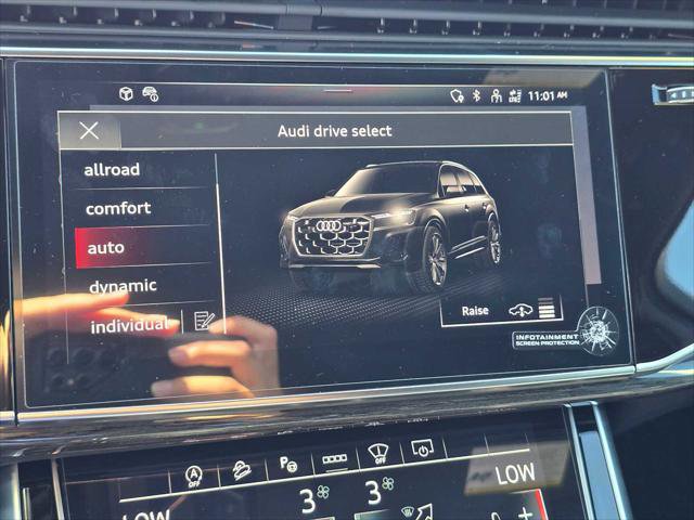 Used 2025 Audi Q7 3.0T Prestige w/ Prestige Package AWD/4WD image 37