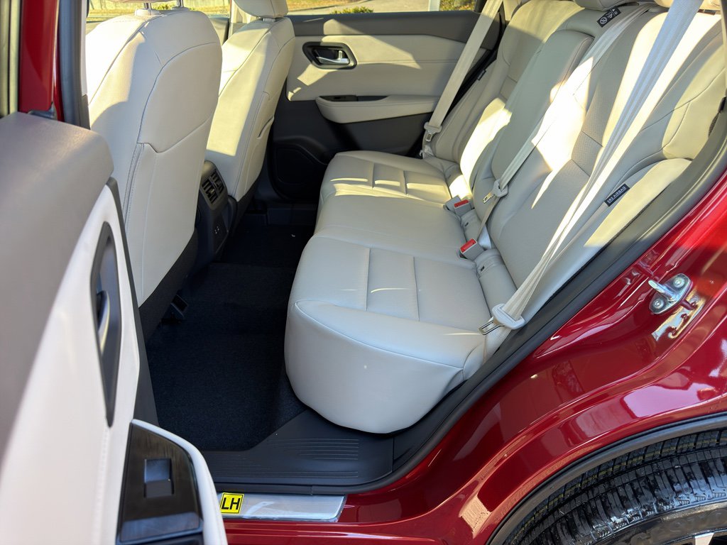 New 2026 Nissan Rogue SV image 30