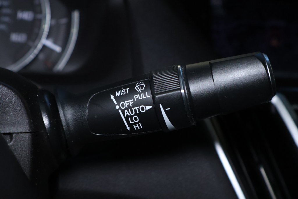 Used 2016 Acura TLX w/ Technology Package FWD image 25