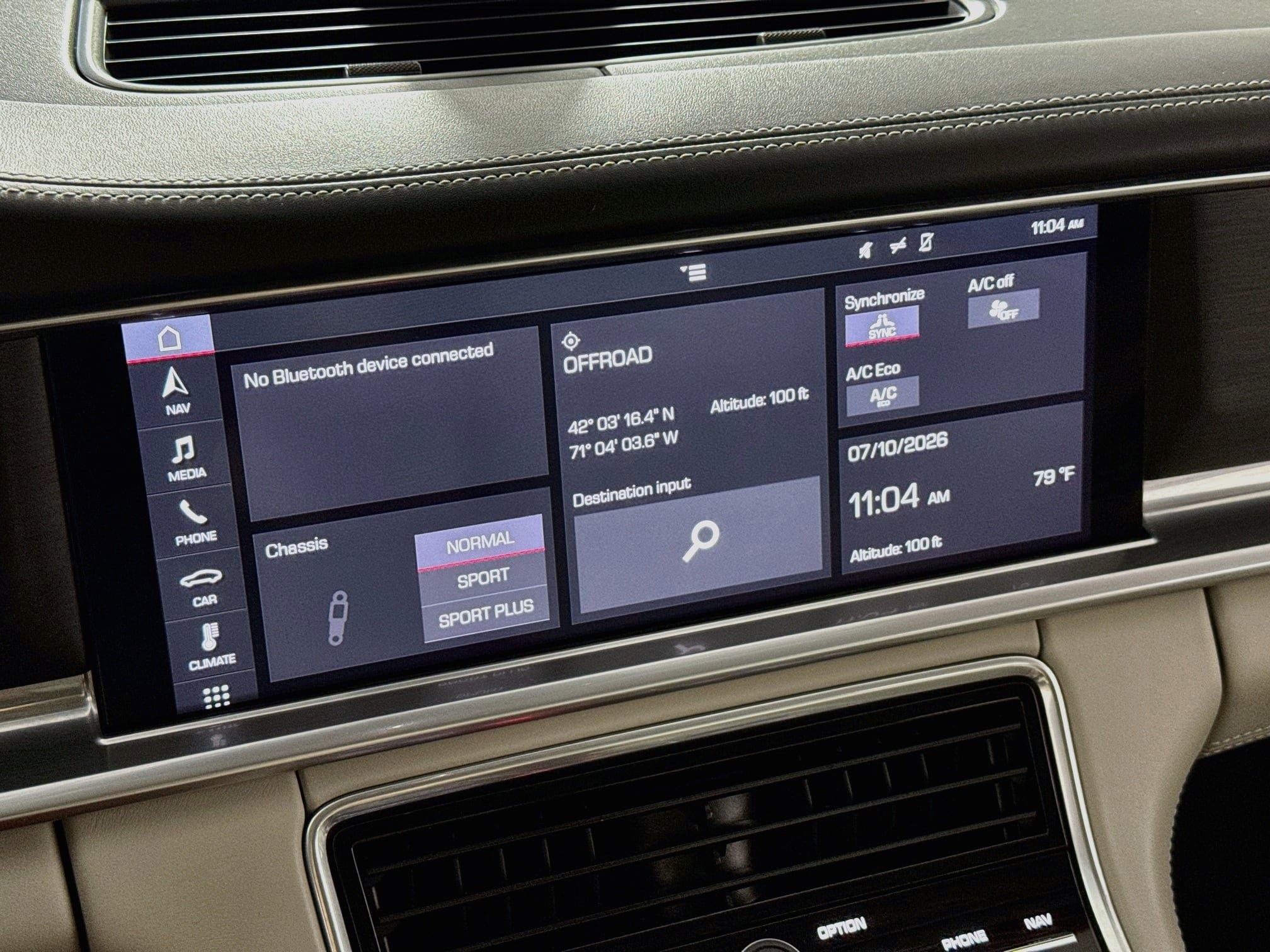 Used 2020 Porsche Panamera 4 AWD/4WD image 19