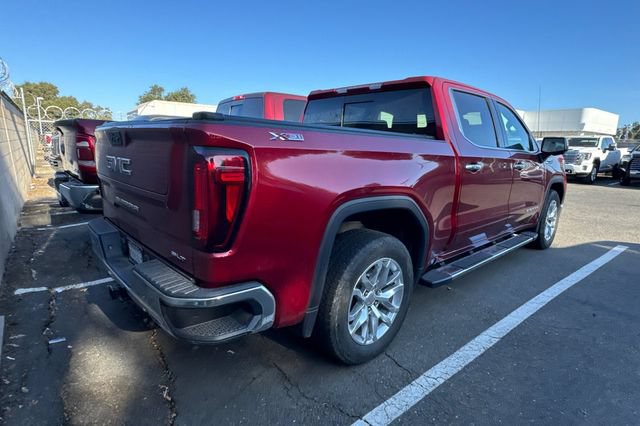Used 2022 GMC Sierra 1500 SLT w/ SLT Premium Package AWD/4WD image 5
