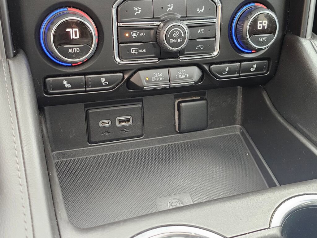 Used 2022 Chevrolet Tahoe LT w/ LT Signature Plus Package image 41