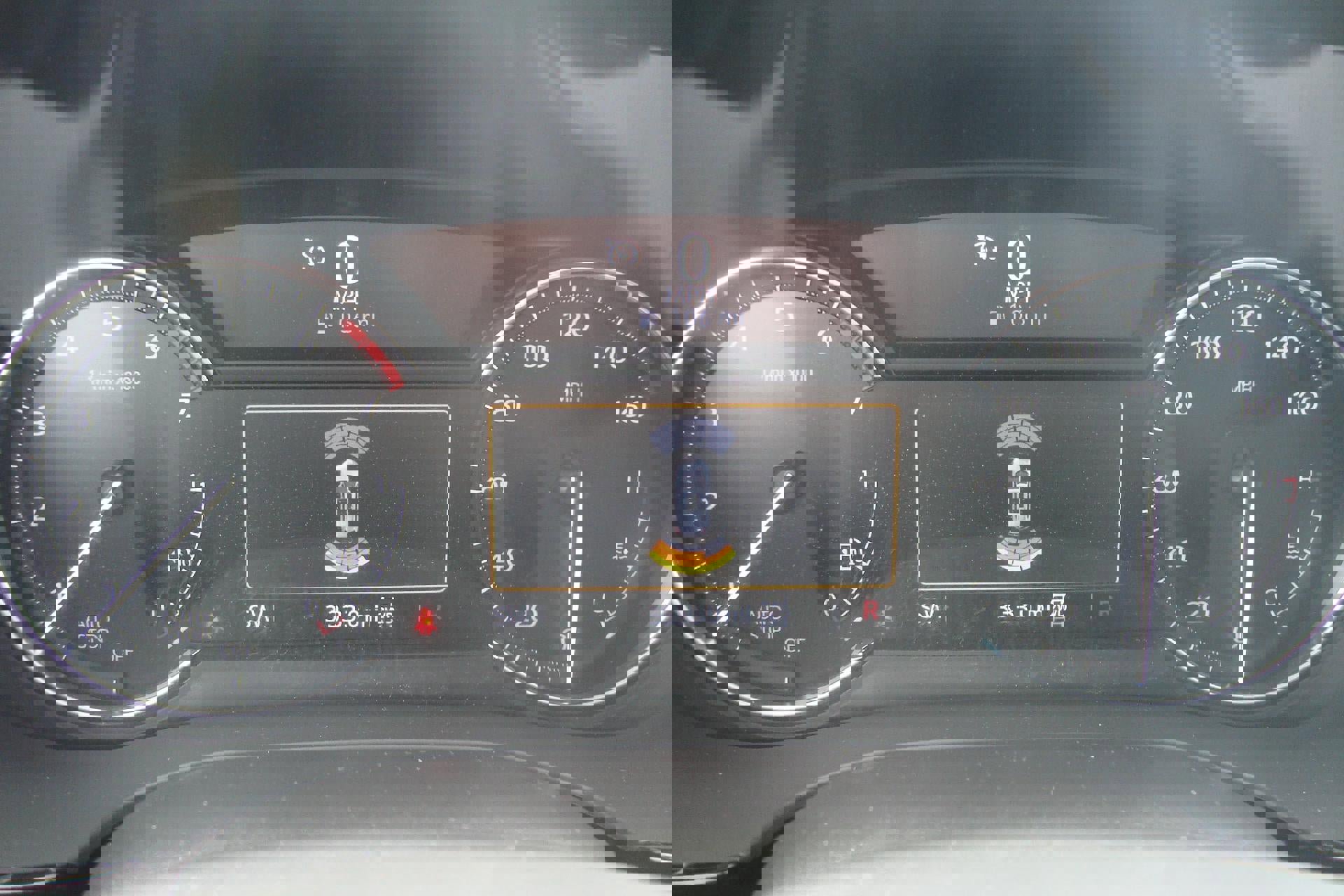 Used 2023 Cadillac XT6 Luxury AWD/4WD image 17