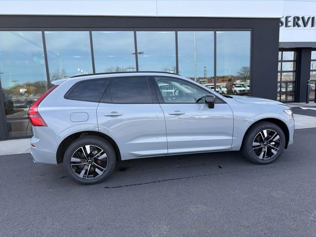 New 2026 Volvo XC60 B5 Plus w/ Climate Package AWD/4WD image 2
